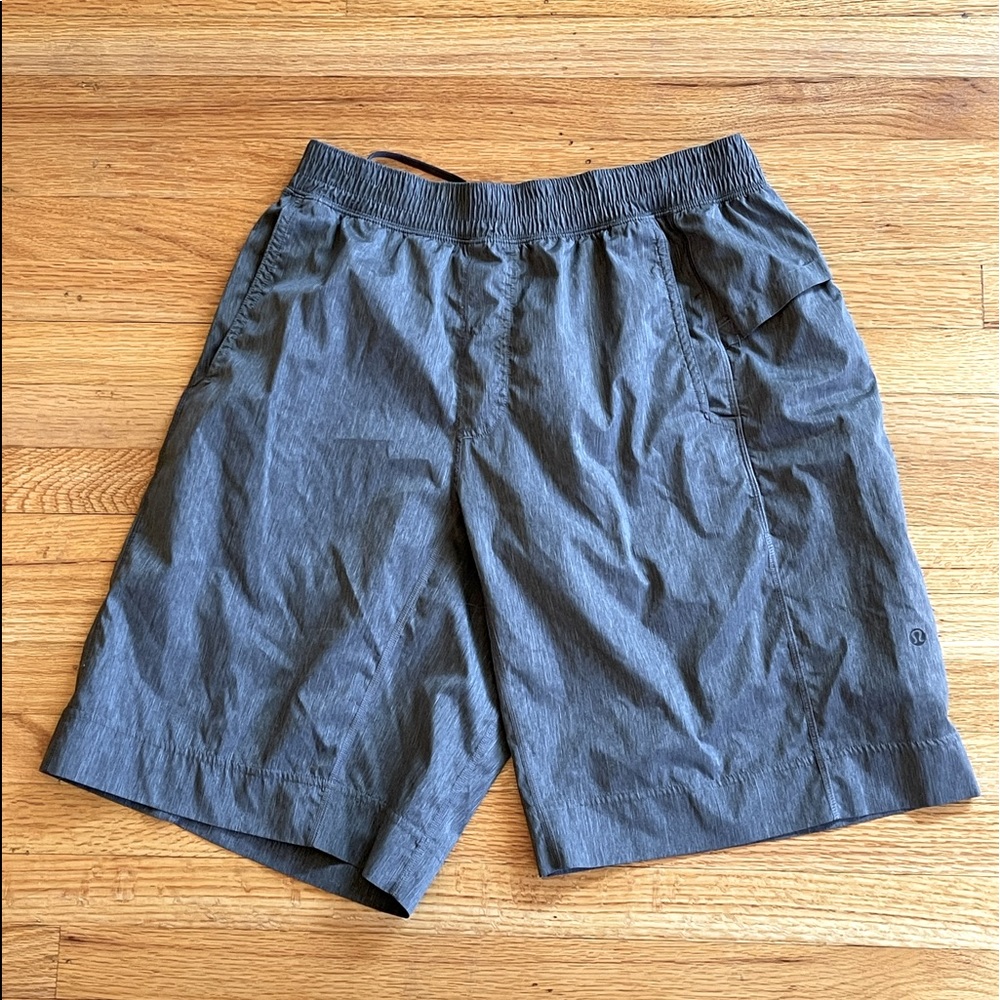 Lululemon Mens Grey Athletic Shorts